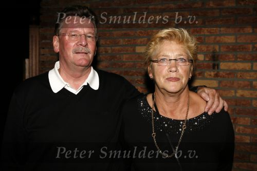 Hoofddorp 28 juni 2006
CD presentatie Robert Leroy in Claus Party house.
Arie v Eijden met vrouw