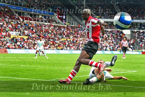 Eindhoven,20 Augustus 2006
Kompetitiewedstrijd PSV-NEC, eindstand 3-1
Seizoen 2006/2007 Arouna Kone
© Foto Ronald Otter