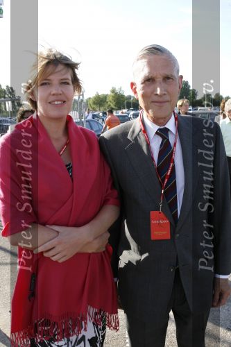 Amsterdam 14 juli 2006
Premiere Cirque du Soleil Alegria.
Ben Bot met zijn jonge vriendin
