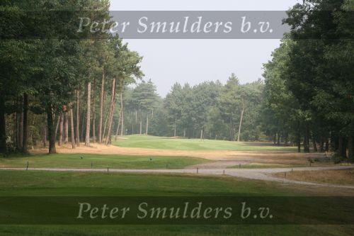Best, 28 t/m 30 Juli 2006
NK Matchplay 2006 Dames & Heren op BEST GCC
1e Hole gezien vanaf Heren Tee