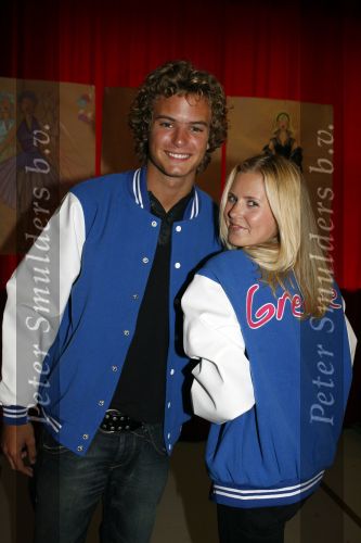 Amsterdam 21 augustus 2006
Presentatie Grease in de focus studios.
Jim bakkum met Bettina Holwerda.
Peter Smulders bv