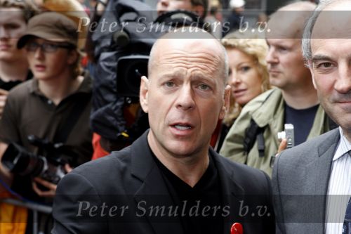 Amsterdam 26 juni 2006
Premiere over the edge in Tushinsky.
Bruce Willis  
Peter Smulders bv