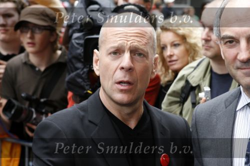 Amsterdam 26 juni 2006
Premiere over the edge in Tushinsky.
Bruce Willis  
Peter Smulders bv