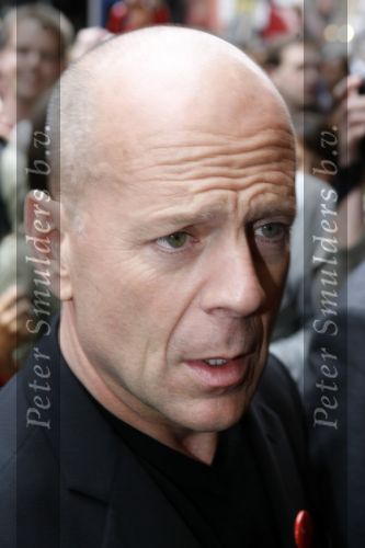 Amsterdam 26 juni 2006
Premiere over the edge in Tushinsky.
Bruce Willis  
Peter Smulders bv