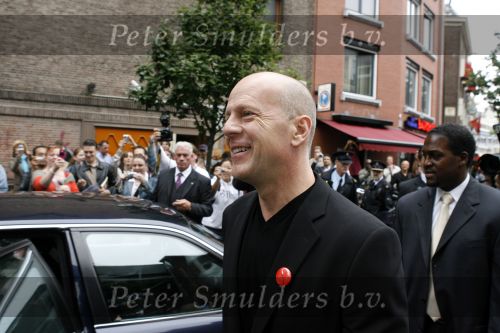 Amsterdam 26 juni 2006
Premiere over the edge in Tushinsky.
Bruce Willis  
Peter Smulders bv