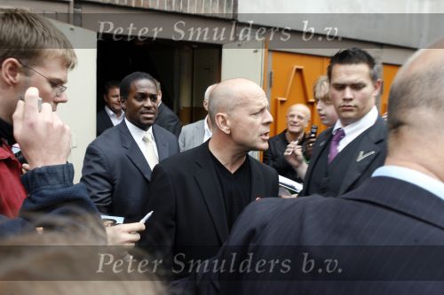 Amsterdam 26 juni 2006
Premiere over the edge in Tushinsky.
Bruce Willis  
Peter Smulders bv