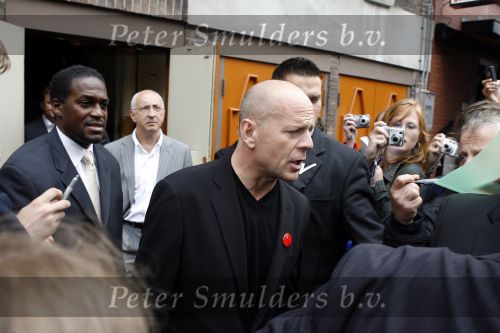 Amsterdam 26 juni 2006
Premiere over the edge in Tushinsky.
Bruce Willis  
Peter Smulders bv