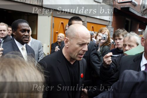 Amsterdam 26 juni 2006
Premiere over the edge in Tushinsky.
Bruce Willis  
Peter Smulders bv