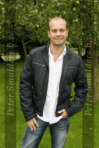 Overveen 14 augustus 2006
Najaarspresentatie RTL.
Carlo Boszhard
Peter Smulders bv