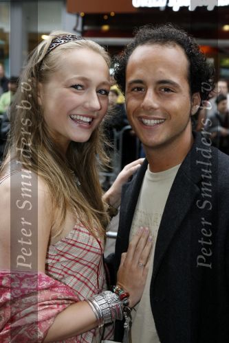 Amsterdam 26 juni 2006
Premiere over the edge in Tushinsky.
Carolien Spoor met ....
Peter Smulders bv