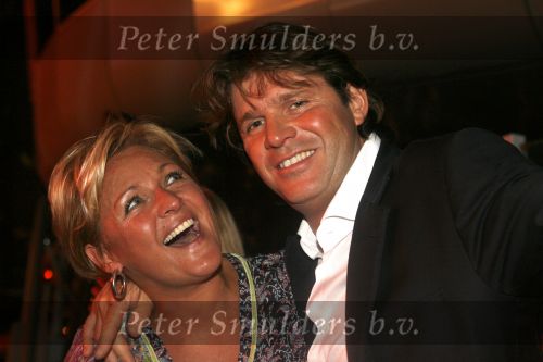 Amsterdam 27 mei 2006
Toppers in concert met Rene Froger Gerard Joling en Gordon in Arena.
Caroline Tensen en Peter Gallas
Peter Smulders bv