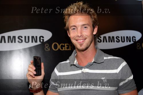 Amsterdam, 12 Juli 2006
Presentatie nieuw GSM Toestel type van Samsung X820 i.s.m. met Oger.  Charly Luske