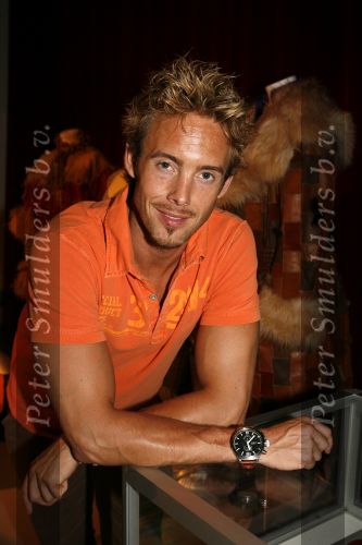 Amsterdam 19 juli 2006
Perspresentatie the Wiz in focus studios.
Charly Luske