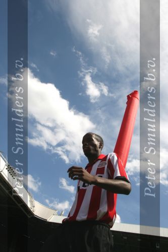 Eindhoven, 31 Juli 2006
Jaarlijkse Open Dag bij PSV met 27.000 toeschouwers
DaMarcus Beasley