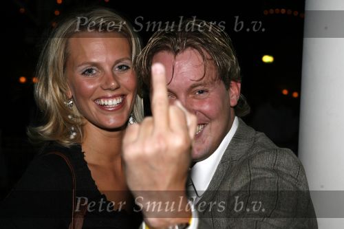 Hoofddorp 28 juni 2006
CD presentatie Robert Leroy in Claus Party house.
Sanne Heijen met Dennis v Tellingen
Peter Smulders bv