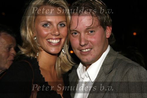 Hoofddorp 28 juni 2006
CD presentatie Robert Leroy in Claus Party house.
Sanne Heijen met Dennis v Tellingen
Peter Smulders bv