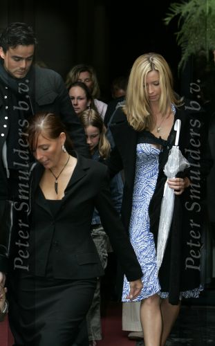 Amsterdam 20 mei 2006
Edwin v d Sar en zijn vrouw Annemarie trouwen in Amsterdam.
Dinand Woesthof met zijn zwangere vriendin Lucie
Peter Smulders bv