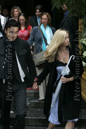 Amsterdam 20 mei 2006
Edwin v d Sar en zijn vrouw Annemarie trouwen in Amsterdam.
Dinand Woesthof met zijn zwangere vriendin Lucie
Peter Smulders bv