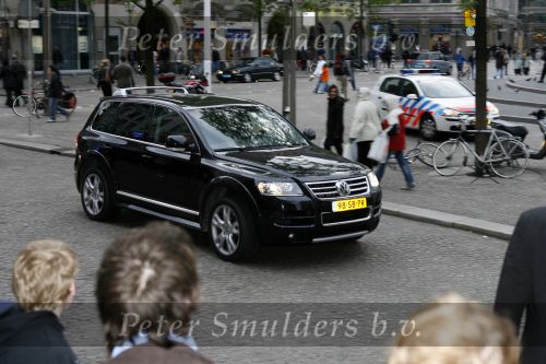 Amsterdam 20 mei 2006
Trouwen Edwin v d Sar met Annemarie.
Karin Bloemen.
Dirk Kuyt zijn Volkswagen Touareg
Peter Smulders bv