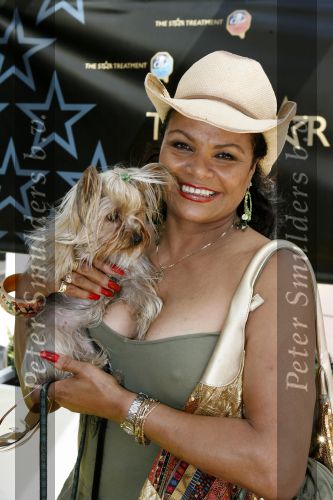 Amsterdam 16 juli 2006
OPening honden spa in het hilton hotel
Donna Lynton met hoed en hond