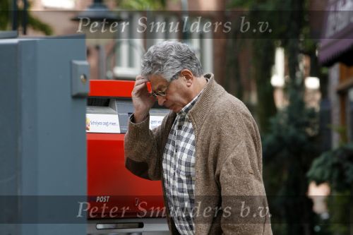 Amsterdam 17 augustus 2006
Ed v Tijn brengt de post weg
Peter Smulders bv