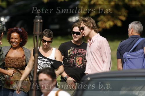 Vallery 7 augustus 2006
Huwelijk Katja Schuurman en Thijs Romer.
Ellen ten Damme met vriend en Johnny de Mol jr
Peter Smulders bv