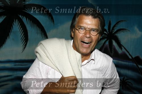 Monter 21 augustus 2006
Bijeenkomst van het wereld natuurfonds.
Emile Ratelband
Peter Smulders bv