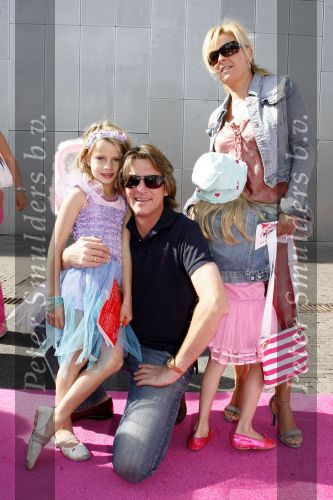 Amsterdam 15 juli 2006
Premiere K3 in pathe arena.
Erik de Zwart met dochters en vrouw