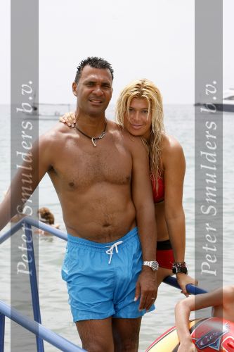 Ibiza 27 juli 2006
Ruud Gullit op vakantie met Estelle Joelle en Maxim op Ibiza.