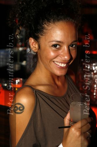 Amsterdam 27 juni 2006
Feestje Nokia in de escape.
Fajah Lourens met tatoo
Peter Smulders bv