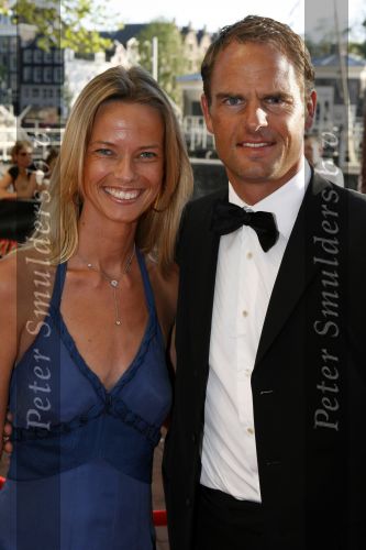 Amsterdam 15 juli 2006
Premiere Rembrandt in Carre.
Frank de Boer met vrouw