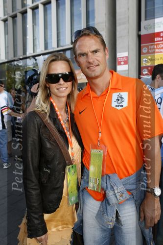 Rankfurt 21 juni 2006
Nederland Argentinie op wk voetbal in duitsland.
Frank de Boer met zijn vrouw