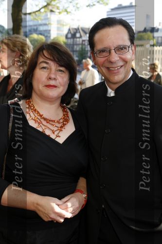 Amsterdam 15 juli 2006
Premiere Rembrandt in Carre.
Frank de Grave met vrouw