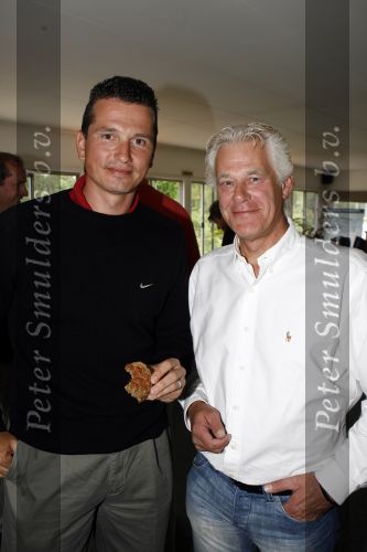 Naarderbos 1 juni 2006
Golfdag tbv de Richard Krajicek foundation.
Frank tempelman met Richard Krajicek
Peter Smulders bv