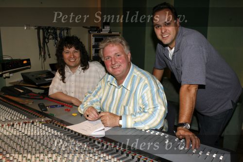 Arnhem 28 juni 2006
Frans Bauer en Emile Hartkamp in studio. Emile is 45 kg afgevallen.
Peter Smulders bv