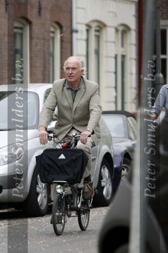 Amsterdam 12 mei 2006
Fred Oster op de fiets met zijn vrouw.
Peter Smulders bv