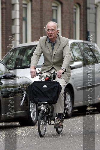 Amsterdam 12 mei 2006
Fred Oster op de fiets met zijn vrouw.
Peter Smulders bv