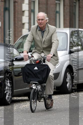 Amsterdam 12 mei 2006
Fred Oster op de fiets met zijn vrouw.
Peter Smulders bv