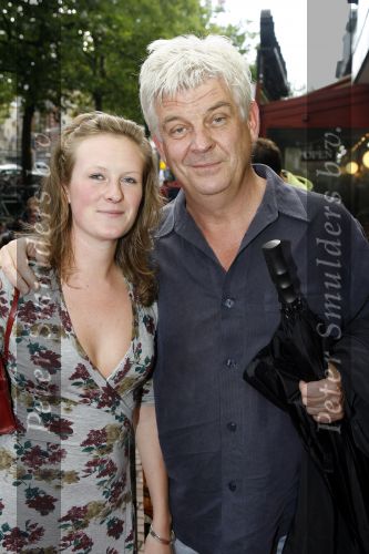 Amsterdam 20 augustus 2006
Premiere Step Up in pathe City in Amsterdam.
Frits Jansma met dochter
Peter Smulders bv