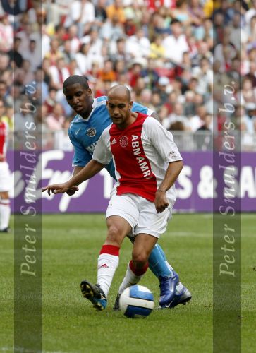 Amsterdam 13 augustus 2006
Ajax-PSV 3-1 om de johan Cruijff schaal in de arena.
Jefferson farfan en gabri
Peter Smulders bv