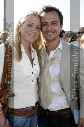 Amsterdam 14 juli 2006
Premiere Cirque du Soleil Alegria.
Geert Hoes met zijn nieuwe vriendin Marjolein