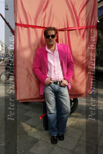 Amsterdam 26 april 2006
Presentatie nieuwe story door gerard Joling op de pc hooftstraat.
Gerard Joling  
Peter Smulders bv