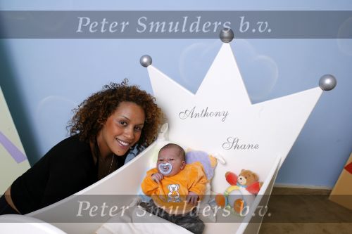 Diemen 21 mei 2006
Glennis Grace met haar vriend Moos en hun zoon Anthony Shane.
Peter Smulders bv