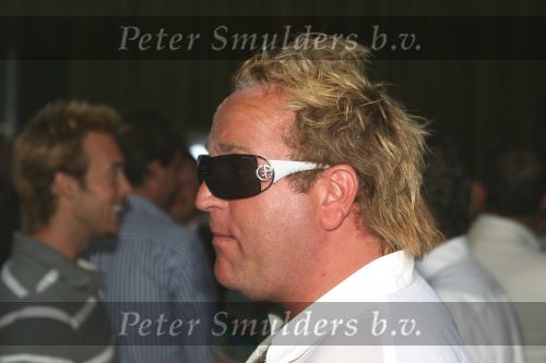 Amsterdam, 12 Juli 2006
Presentatie nieuw GSM Toestel type van Samsung X820 i.s.m. met Oger.  Gordon met een nieuw kapsel