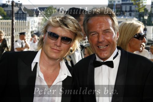 Amsterdam 15 juli 2006
Premiere Rembrandt in Carre.
Hans Klok met vriend
