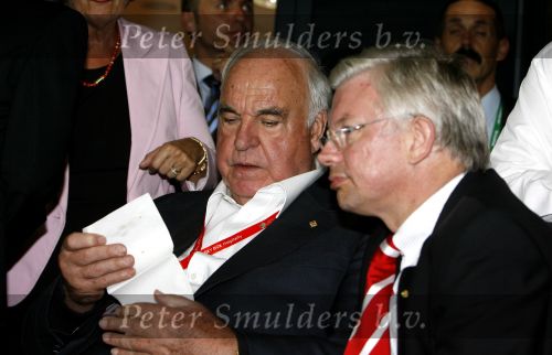 Frankfurt, 21 Juni 2006 3e wedstrijd in de poule tussen Nederland-Argentinie, eindstand 0-0
Helmuth Kohl
© Foto Peter Smulders BV