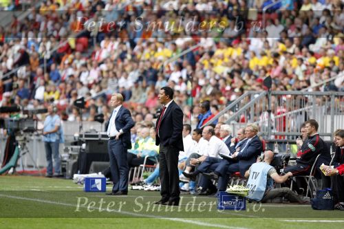 Amsterdam 13 augustus 2006
Ajax-PSV 3-1 om de johan Cruijff schaal in de arena.
Henk ten Cate
Peter Smulders bv