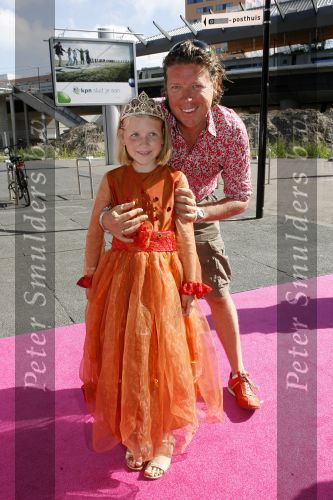 Amsterdam 15 juli 2006
Premiere K3 in pathe arena.
Henkjan Smits met dochter