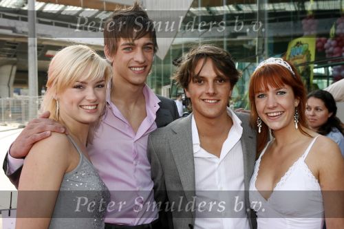 Amsterdam 15 juli 2006
Premiere K3 in pathe arena.
Cast het huis Anubis