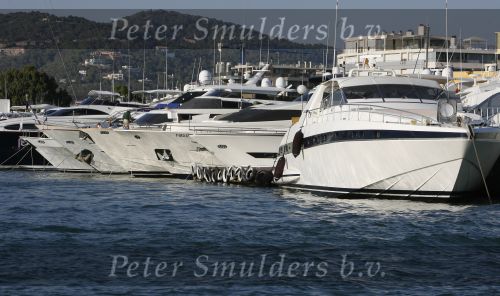 Ibiza 1 augustus 2006
 biza. boot
Peter Smulders bv